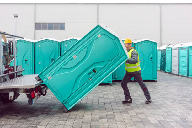 Best VIP or Luxury Restroom Trailers  in Elma, WA